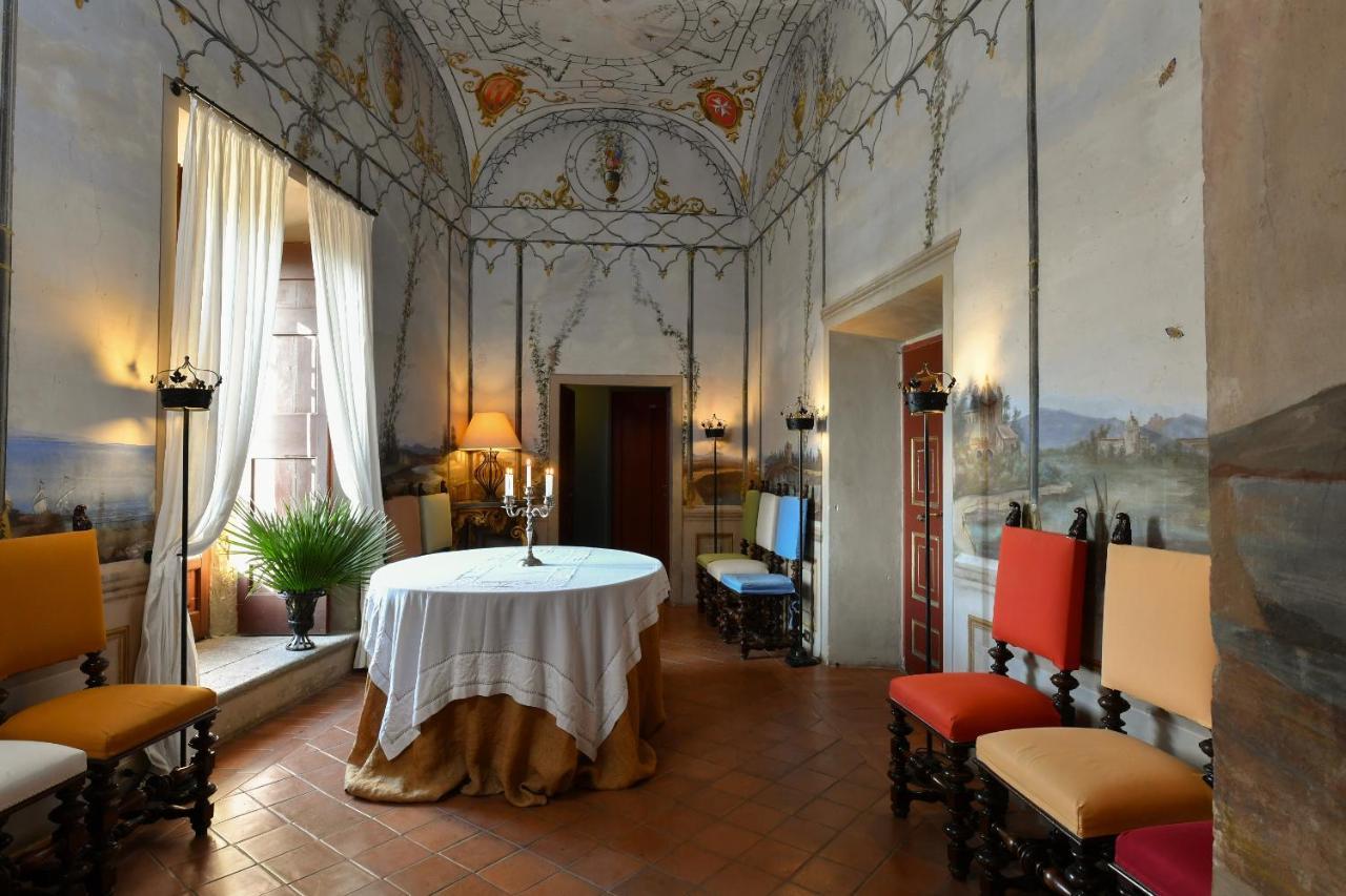 Castello Costaguti Hotell Roccalvecce Eksteriør bilde