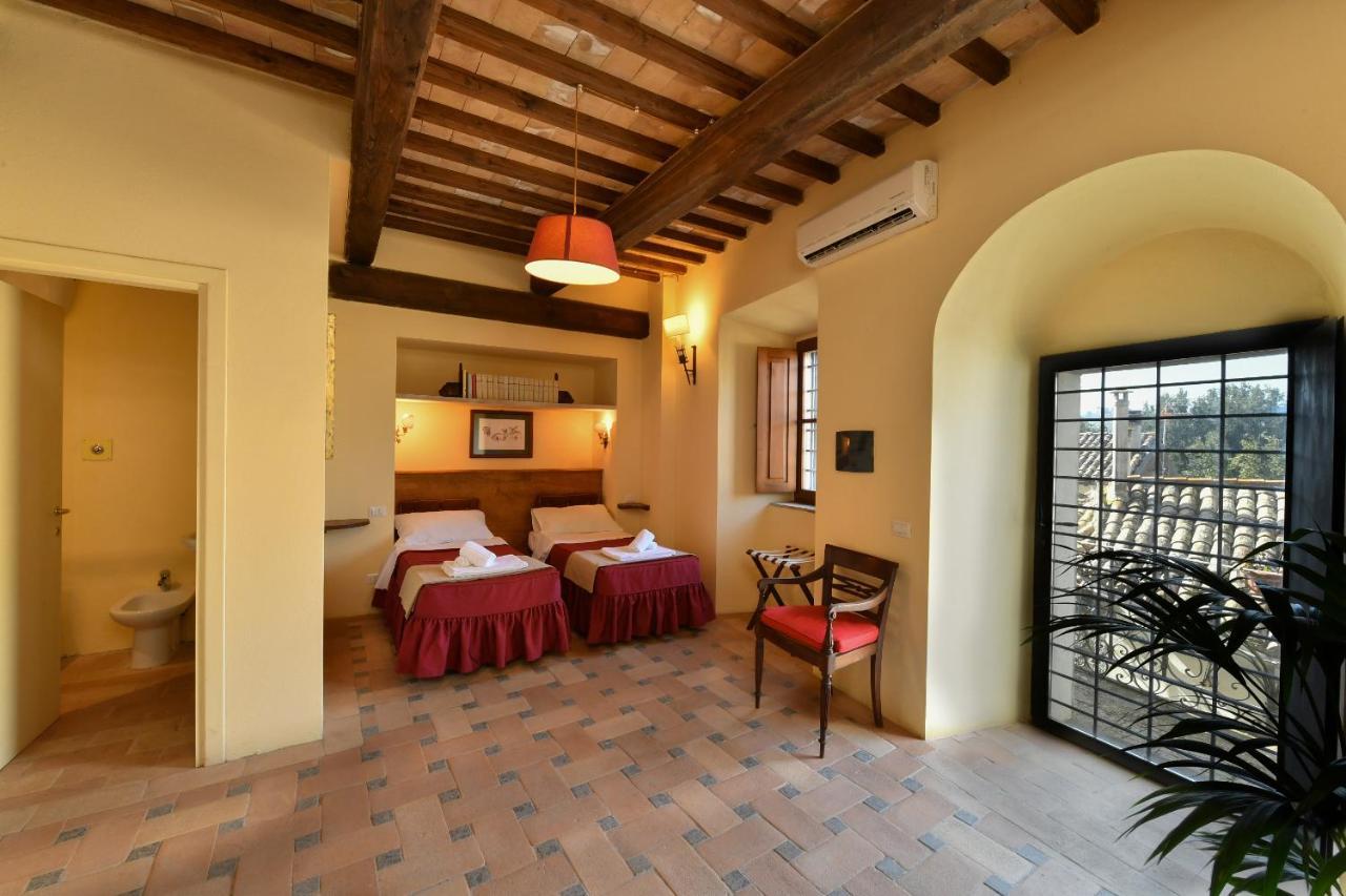 Castello Costaguti Hotell Roccalvecce Eksteriør bilde