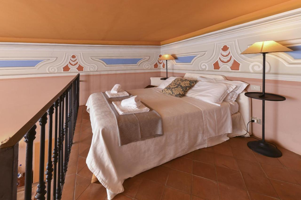 Castello Costaguti Hotell Roccalvecce Eksteriør bilde