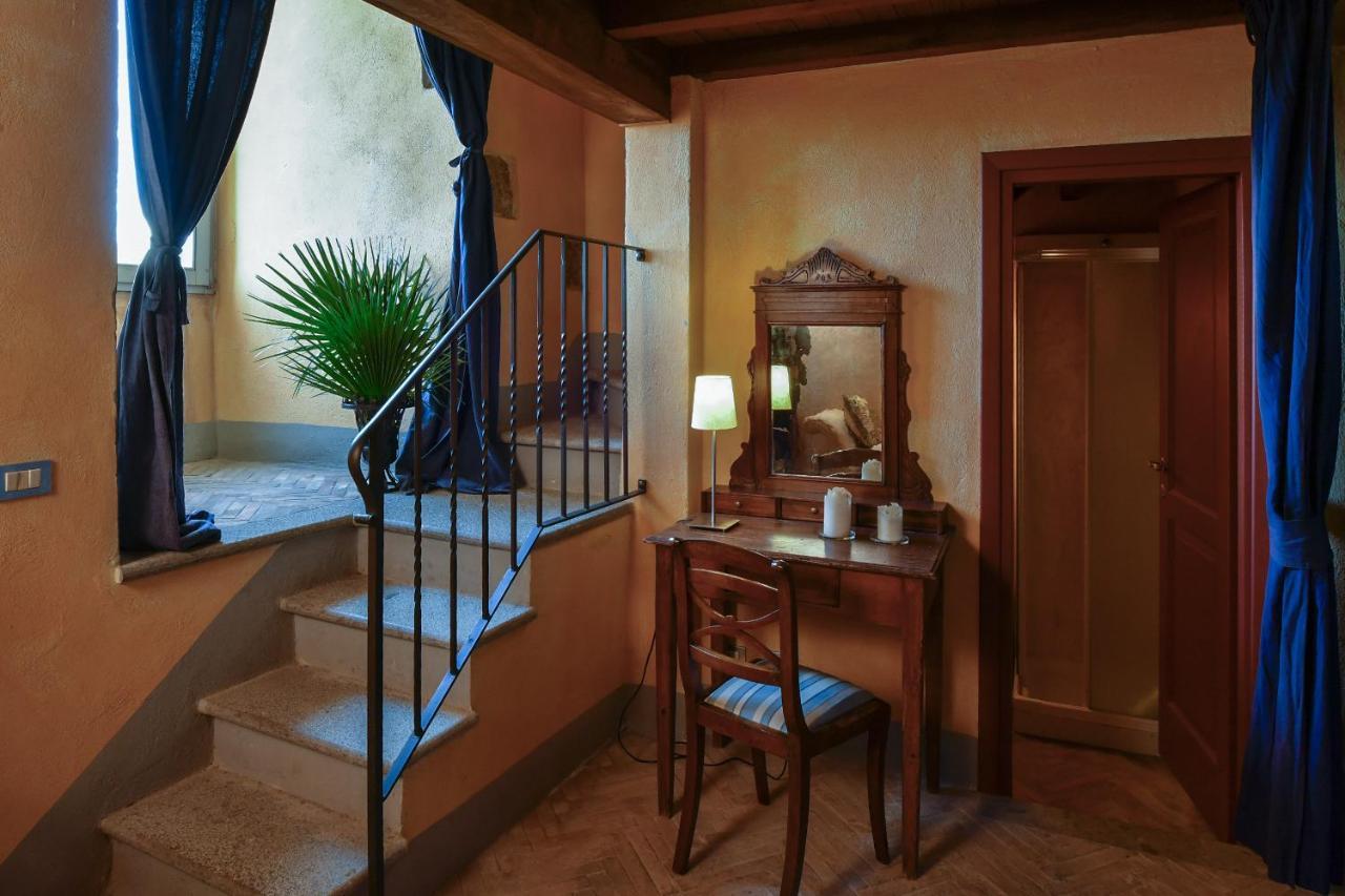 Castello Costaguti Hotell Roccalvecce Eksteriør bilde
