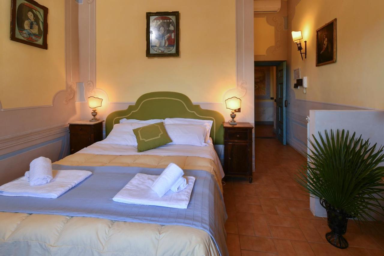 Castello Costaguti Hotell Roccalvecce Eksteriør bilde