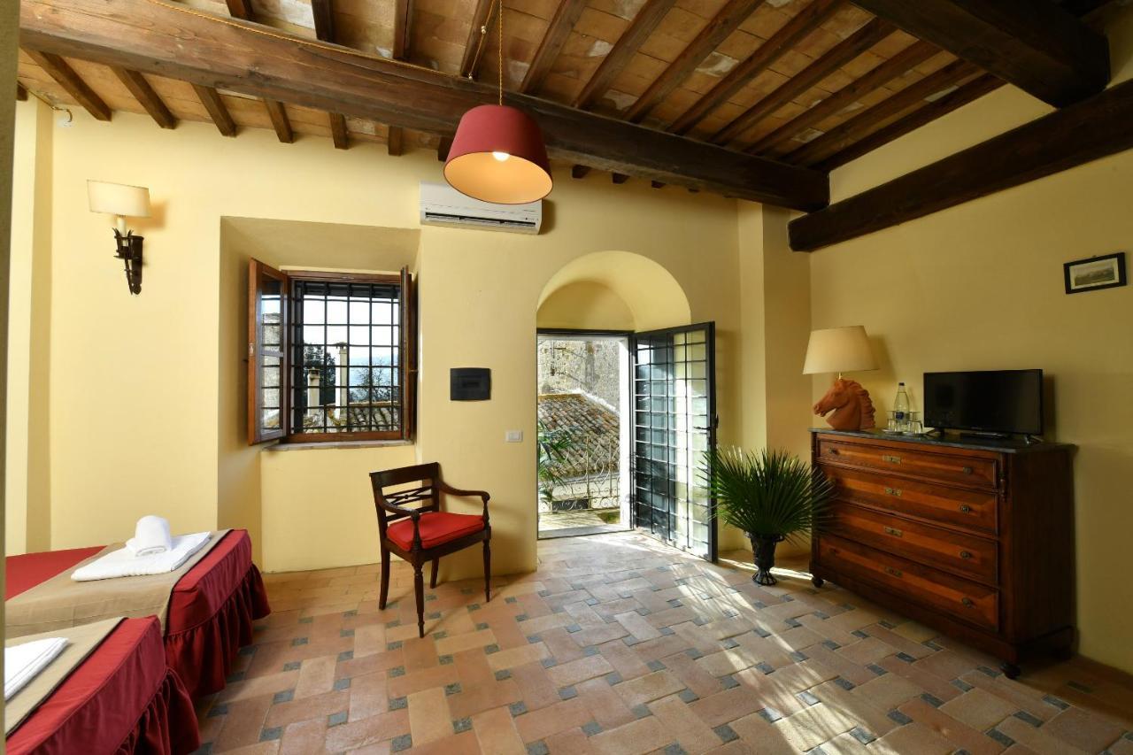 Castello Costaguti Hotell Roccalvecce Eksteriør bilde
