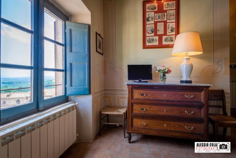 Castello Costaguti Hotell Roccalvecce Eksteriør bilde